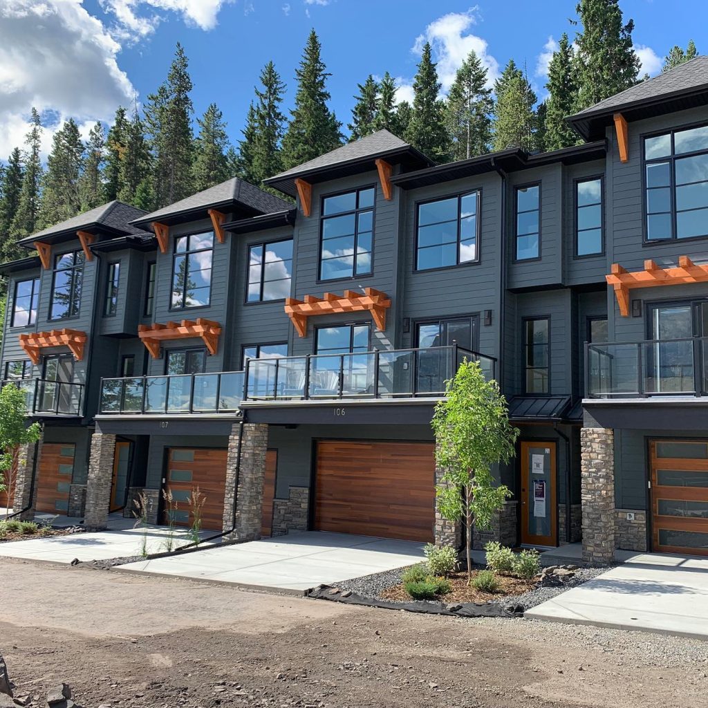 Courtyard - Townhomes in Canmore